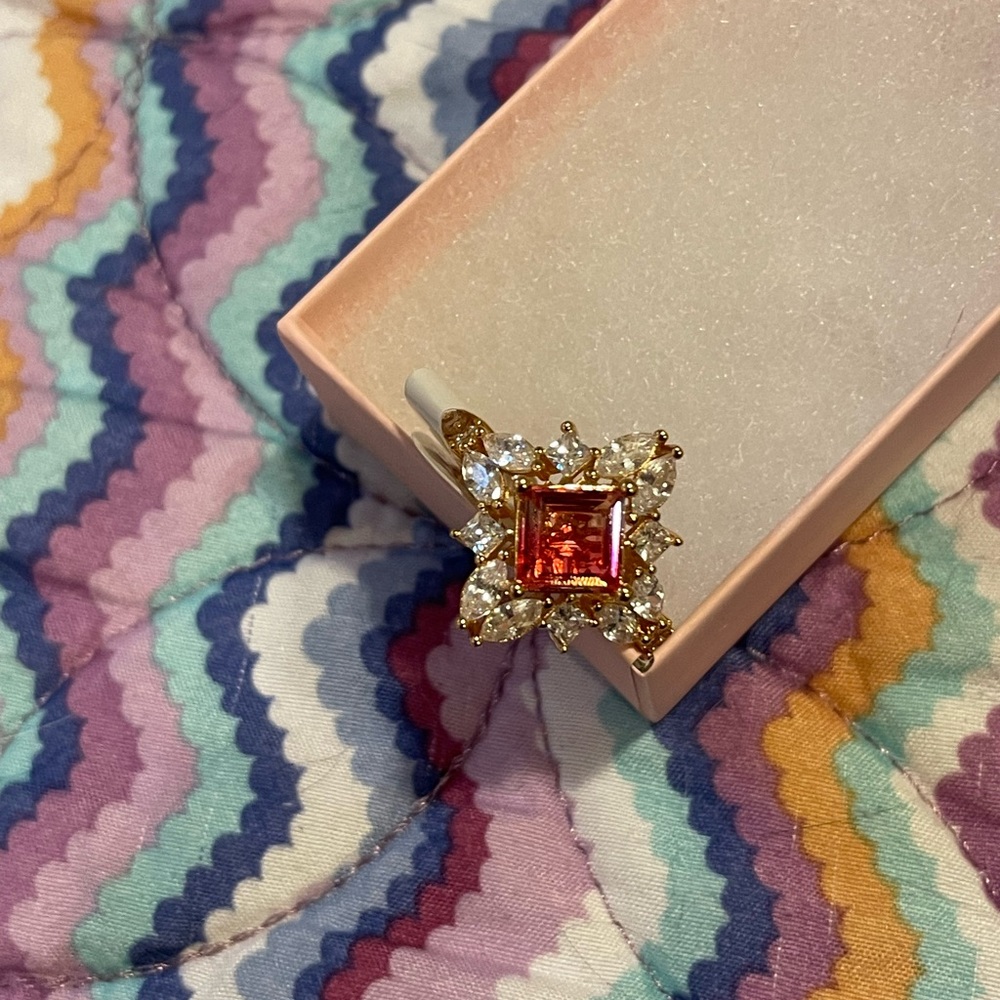 Pink ombré size 7 gold ring bomb ring